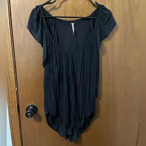 Free People black ruffle sleeve top